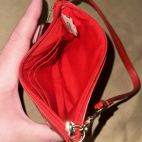 Coach wristlet - Picture 3 of 3